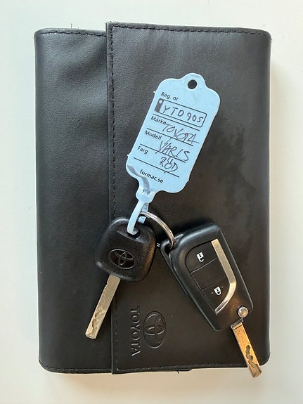 Toyota Yaris 23 of 23