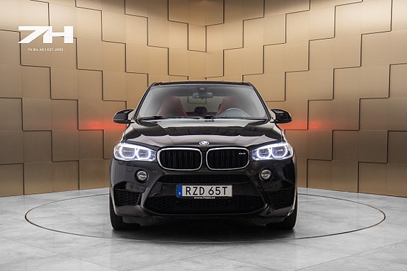 BMW X5 M 8 of 20