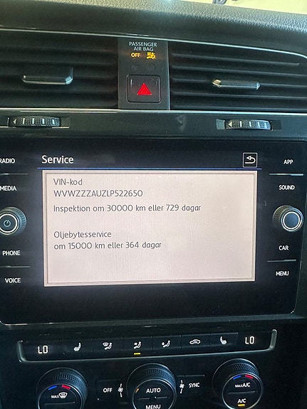 Volkswagen Golf Alltrack 19 of 19