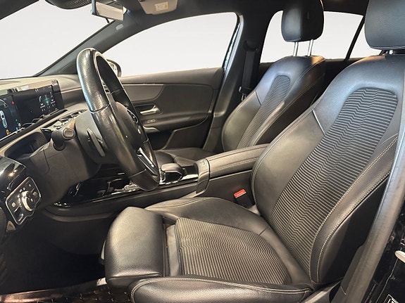 Mercedes-Benz A200 9 of 26