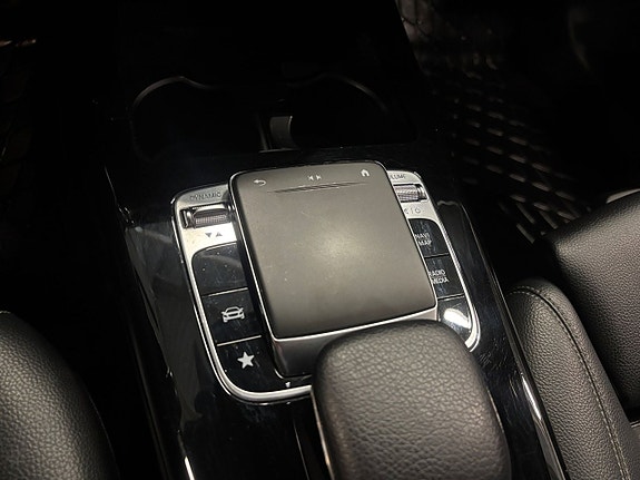 Mercedes-Benz A200 21 of 26