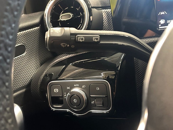 Mercedes-Benz A200 25 of 26