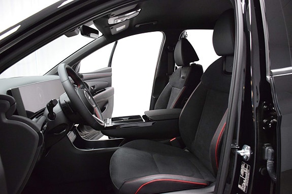 Hyundai Tucson 9 of 11