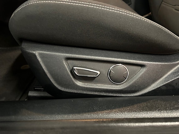 Ford Mustang 10 of 24