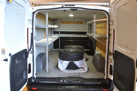 Renault Trafic 9 of 14