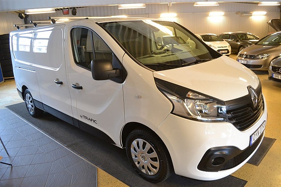 Renault Trafic 2 of 14
