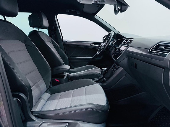 Volkswagen Tiguan 6 of 23