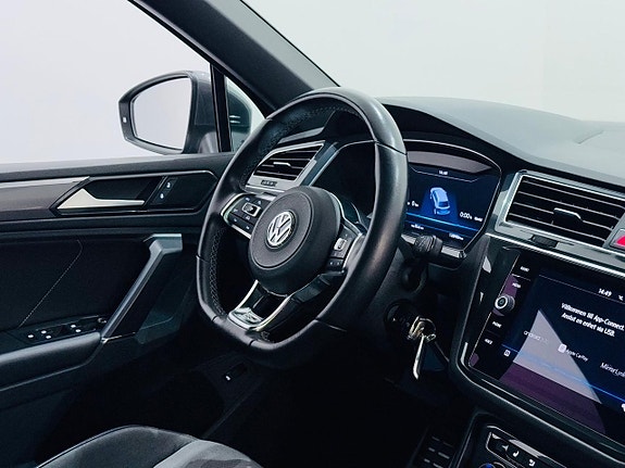 Volkswagen Tiguan 4 of 23