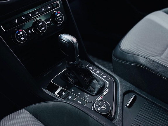 Volkswagen Tiguan 11 of 23