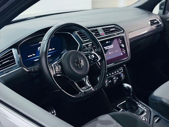 Volkswagen Tiguan 9 of 23