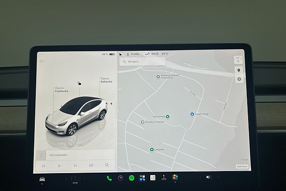 Tesla Model Y 7 of 25