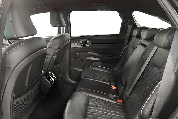 Kia Sorento 11 of 30