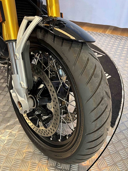 BMW R 12 NINET 10 of 16