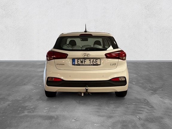 Hyundai i20 4 of 23