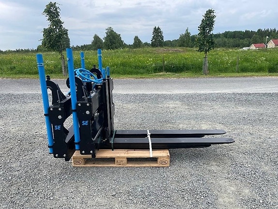 SE Equipment  Hydrauliska gaffelställ 7tons 4 of 4