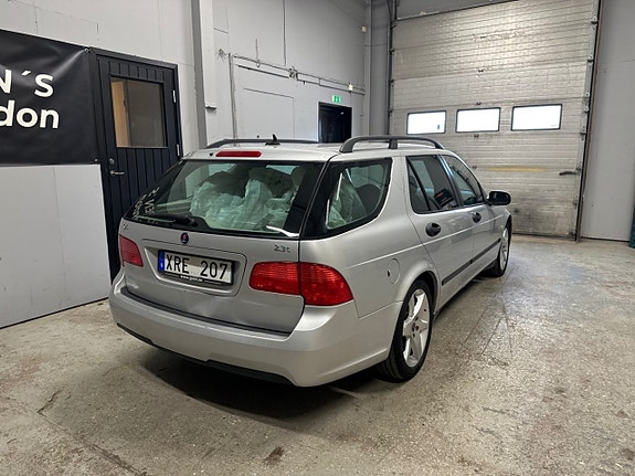 Saab 9-5 4 of 16