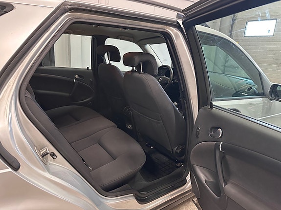 Saab 9-5 9 of 16