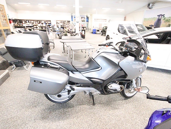 BMW R 1200 RT 4 of 6