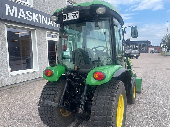 John Deere 3520 3 of 6