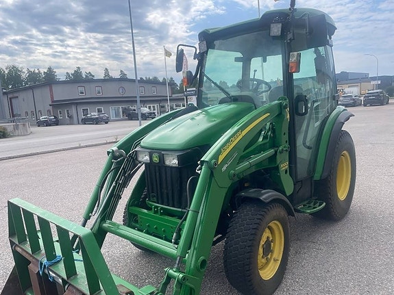 John Deere 3520 4 of 6