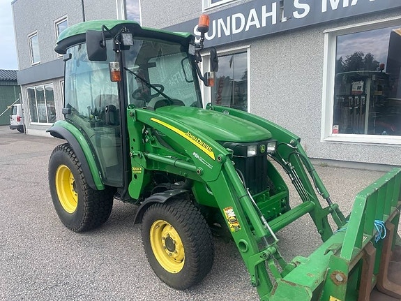 John Deere 3520 2 of 6