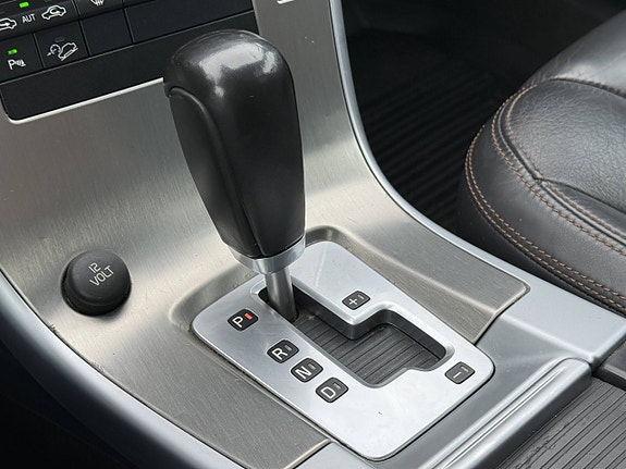 Volvo XC60 13 of 14