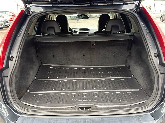 Volvo XC60 6 of 14