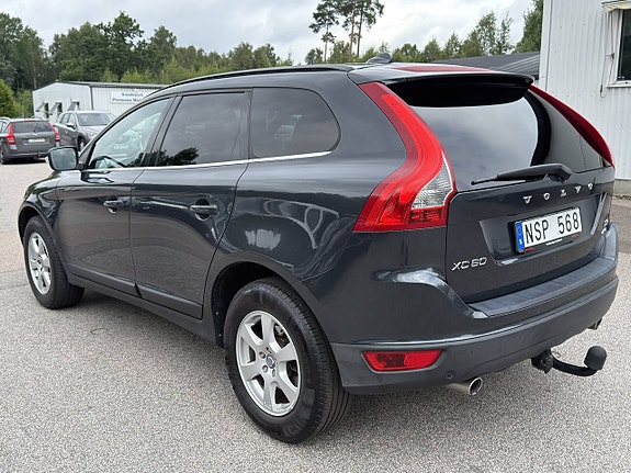 Volvo XC60 7 of 14