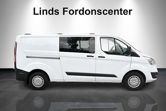 Ford Transit Custom 3 of 6