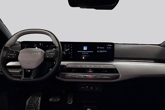 Kia EV4 7 of 14