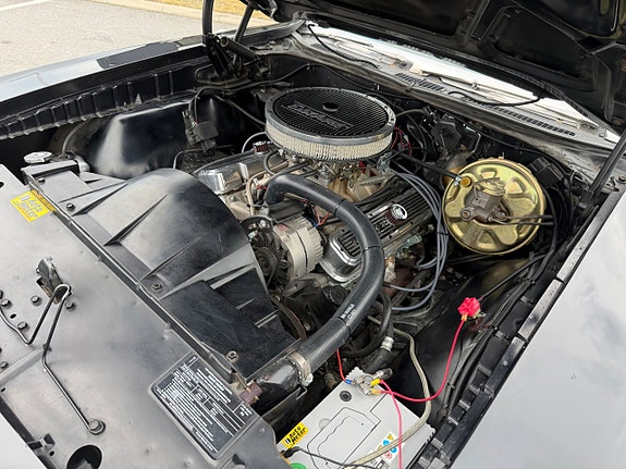 Pontiac LeMans 17 of 18