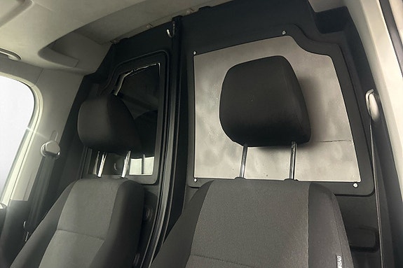Volkswagen Caddy Maxi 10 of 10