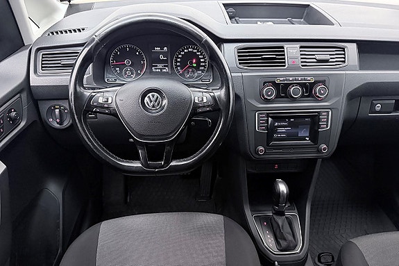 Volkswagen Caddy Maxi 17 of 26