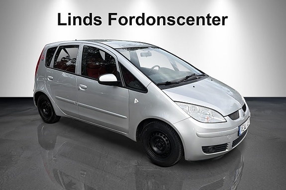 Mitsubishi Colt 3 of 6