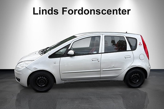 Mitsubishi Colt 2 of 6