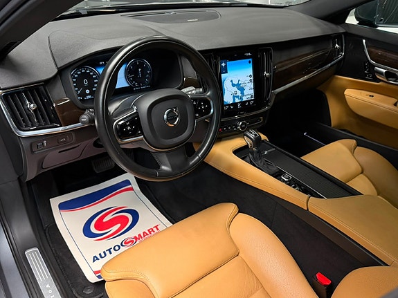 Volvo S90 12 of 26