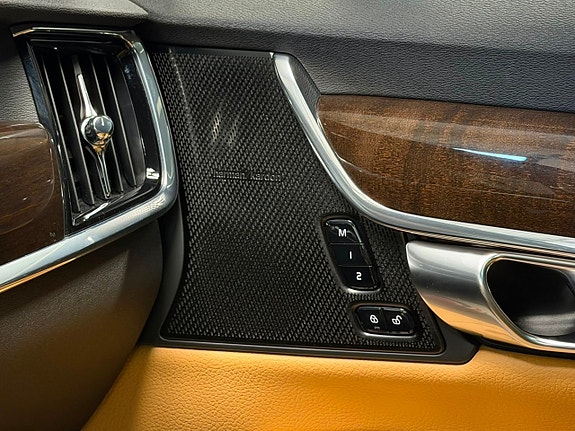 Volvo S90 26 of 26