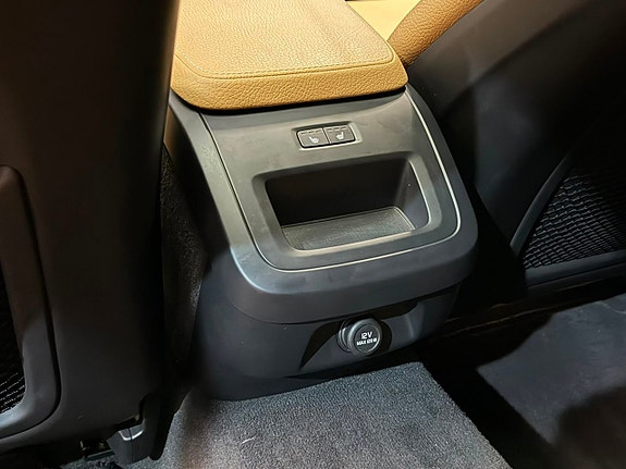 Volvo S90 17 of 26