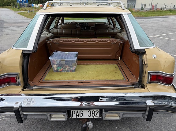 Buick Estate 14 of 17
