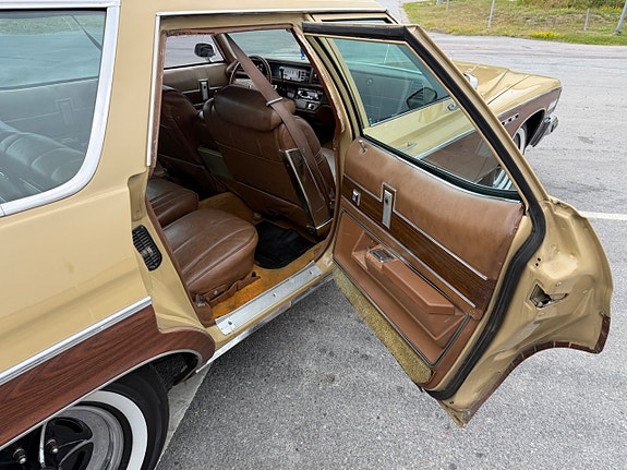 Buick Estate 13 of 17