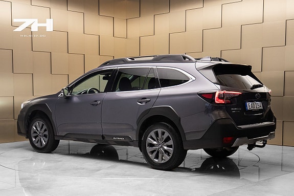 Subaru Outback 3 of 20