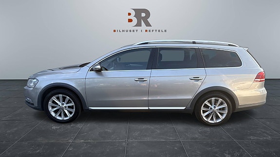 Volkswagen Passat Alltrack 8 of 17
