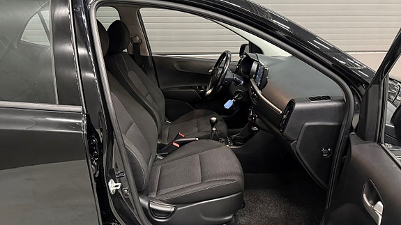 Kia Picanto 15 of 26