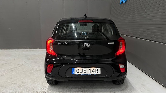 Kia Picanto 8 of 26