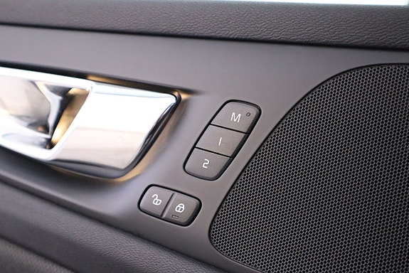 Volvo S60 15 of 24