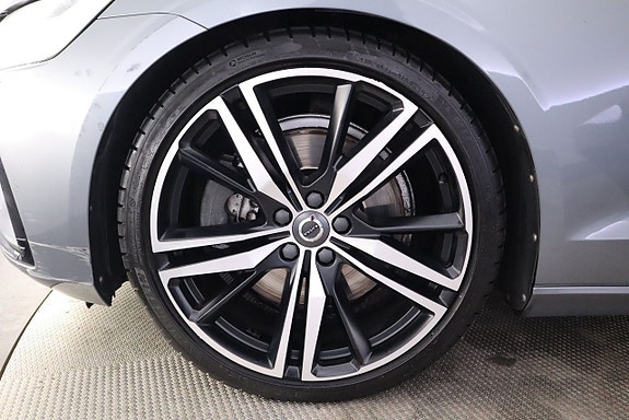 Volvo S60 9 of 24