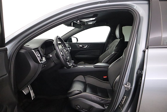 Volvo S60 11 of 24
