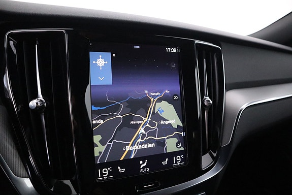 Volvo S60 19 of 24
