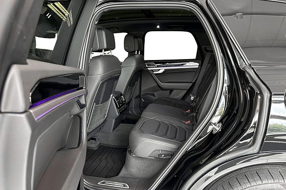 Volkswagen Touareg 15 of 30