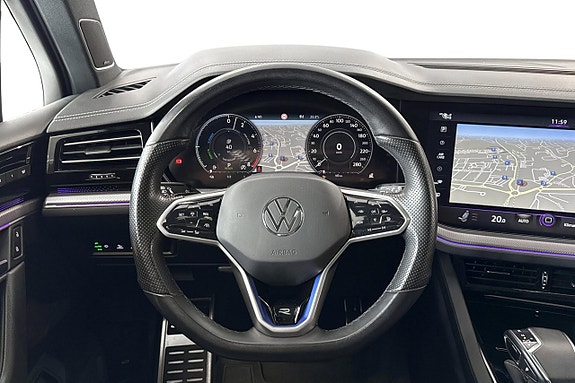 Volkswagen Touareg 13 of 30